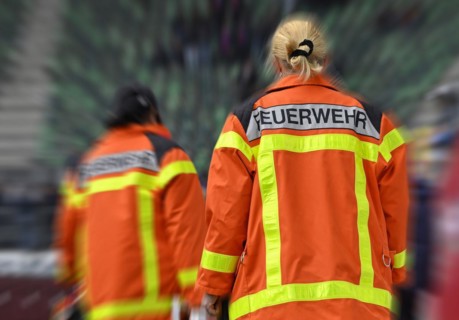 Wipe picture firewoman
