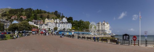 Welsh Flag Promenade