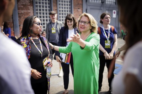 (R-L) Svenja Schulze, Federal Minister for Economic Cooperation, pictured on a tour talking to
