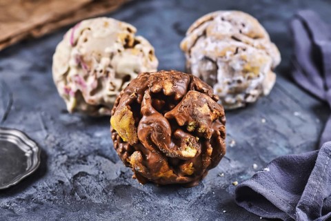 Different flavors of ball shaped traditional German sweet food called 'Schneeballen'