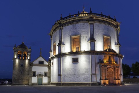 Round Church Mosteiro da Serra do Pilar by night