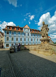 Statue of Empress Kunigunde