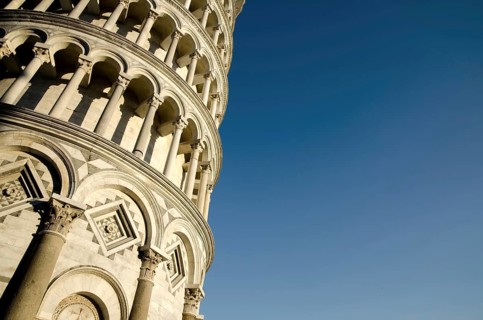 Leaning Pisa Tower with Clear Sky in Tuscany