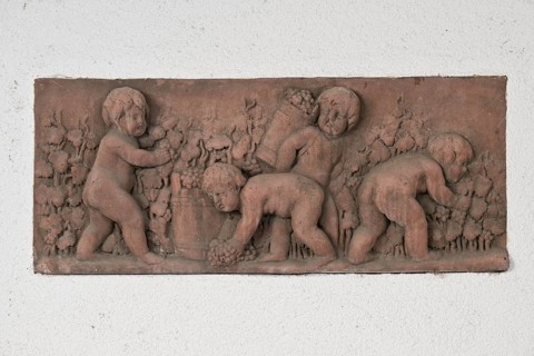 Wall relief grape grape harvest