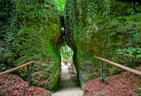 Rock formation Gespaltener Fels