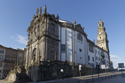 Baroque church Igreja dos Clerigos and church tower Torre dos Clerigos