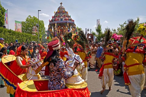 Dancing Hindus on the main festival day at the big parade Theer