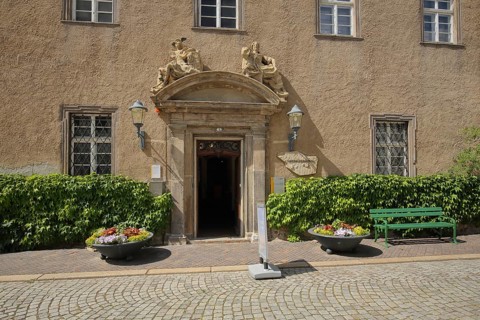 Portal with figures from the historic Schreiber House and Museum of Natural History