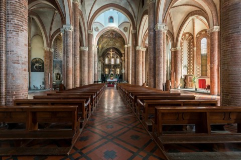 Nave with choir
