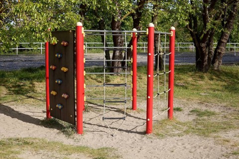 Climbing frame