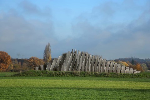 Pole pyramid