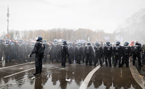 Police action against the demonstration against the reformed Infection Protection Act by Corona sceptics