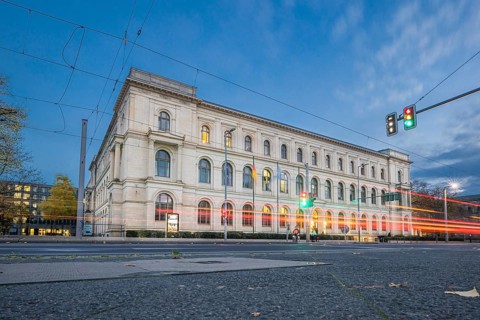 Exterior photograph of the Federal Ministry of Transport and Digital Infrastructure