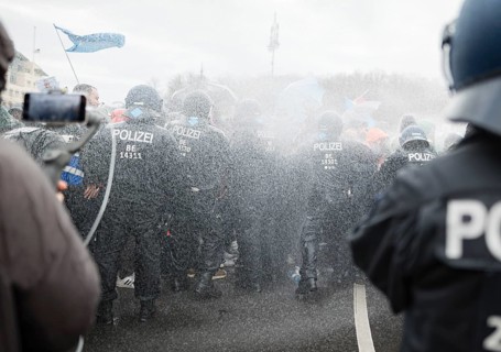 Police action against the demonstration against the reformed Infection Protection Act by Corona sceptics