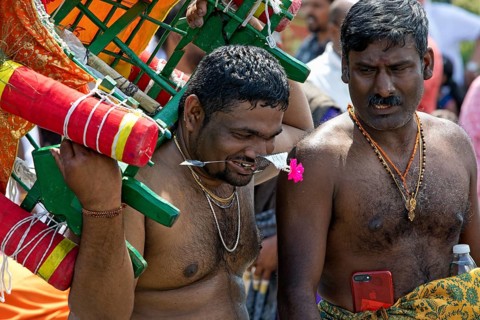 Karvati dancers who have their bodies pierced and thus give thanks for answered prayers