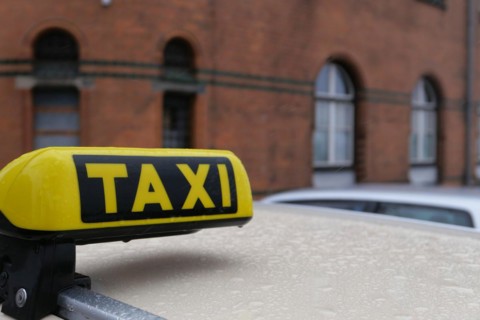 Taxi sign