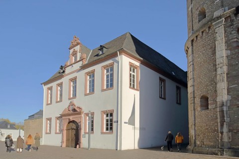 Late Baroque cathedral provostry