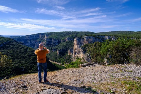 Viewpoints on the river bends