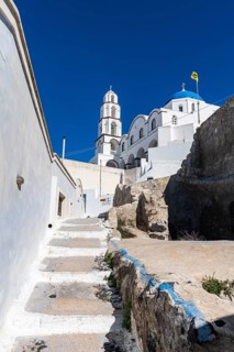 Whitewashed architecture in Pyrgos