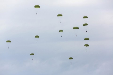 German Armed Forces parachutists during an exercise over Lake Constance