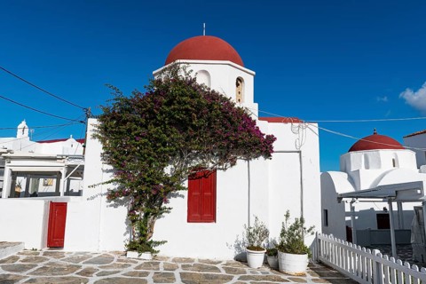 Little chapel in the old town of Horta