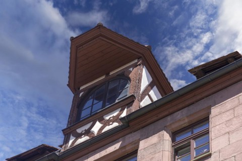 Historic roof lift bay
