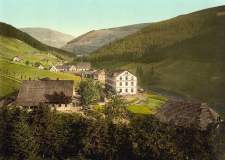 Petzer at the foot of the Schneekoppe in the Krkonose Mountains