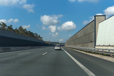 Noise barriers on the A 6