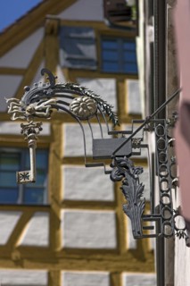 Historical nose plate of a key maker