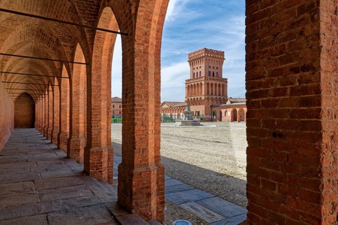 Neo-Gothic complex of the Agenzia di Pollenzo