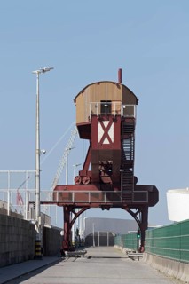Historical crane Titan