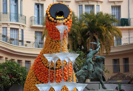 Representation of the Champagne region with lemons and oranges