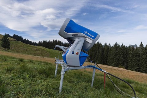Mobile propeller gun