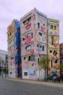 Happy Rizzi House