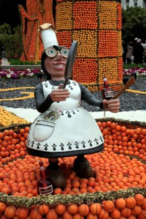 Representations and structures made of lemons and oranges