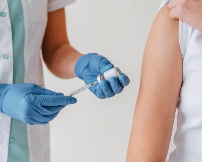 Patient preparing get vaccine