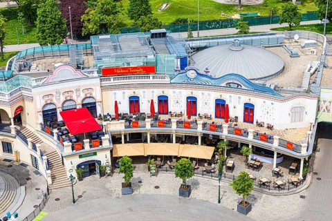 The Madame Tussauds Wax Museum and Restaurant