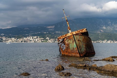 Shipwreck on the coast near the fishing village of Rose
