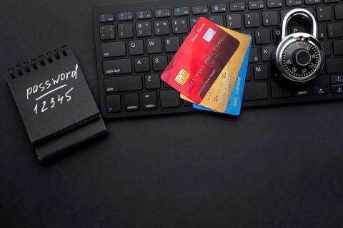 Top view lock with credit cards password
