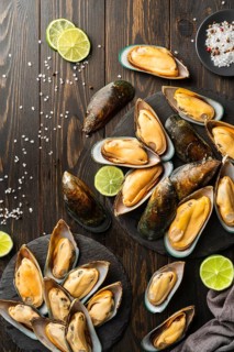 Top view delicious seafood composition4