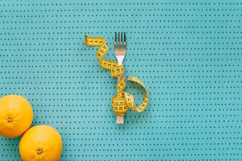 Fork tape measure oranges