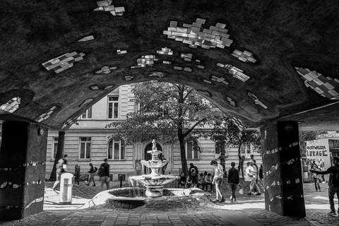 Vault and fountain