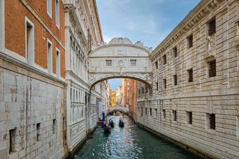 Beautiful view of Bridge of Sighs or Ponte dei Sospiri connecting Doge's palace to New prison