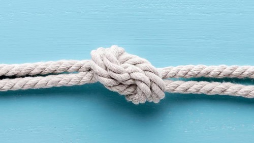 Ship white ropes with knot