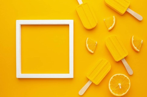 Frame with yellow flavoured ice cream
