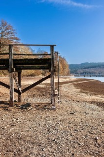 Dry bathing jetty at the Listertal Dam in Sauerland