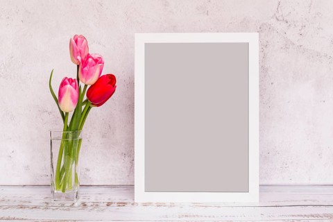 Fresh flowers vase frame