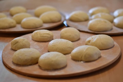 Preparation of steam noodles in