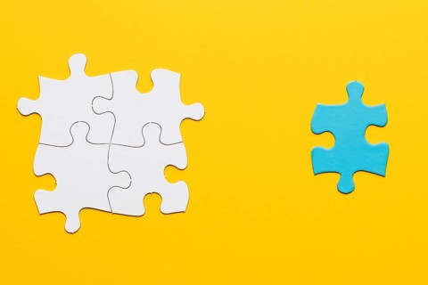 Joint white puzzle blue single piece yellow surface