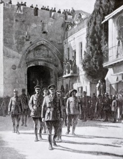 Entrance of the allied troops of General Burton in Jerusalem on December 11